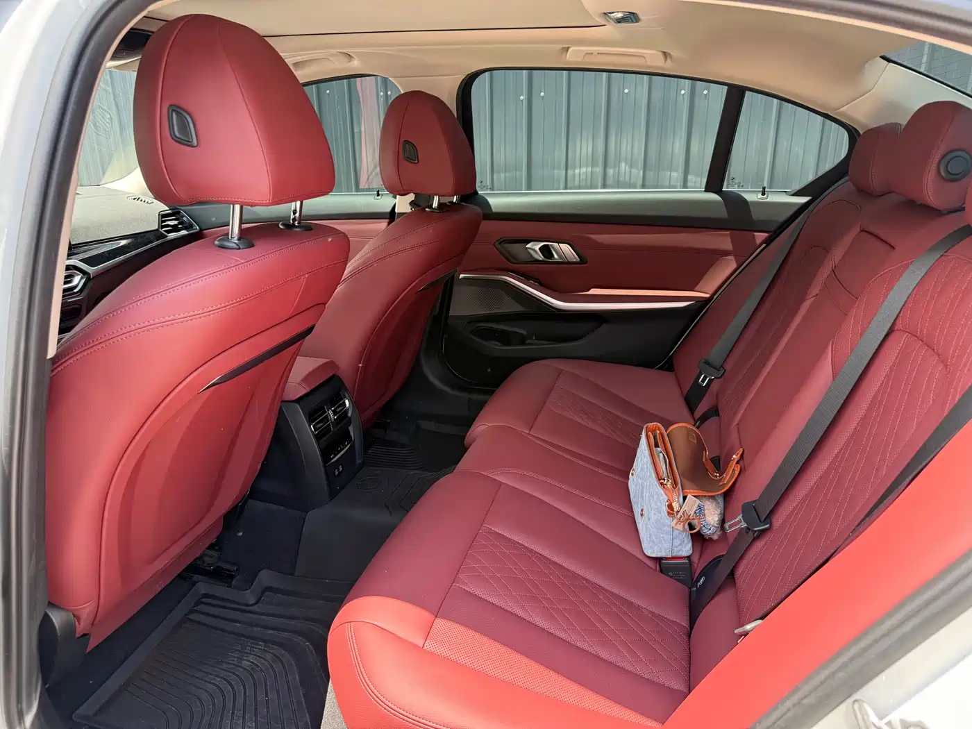 BMW i3 2022 eDrive 35 L фото 10