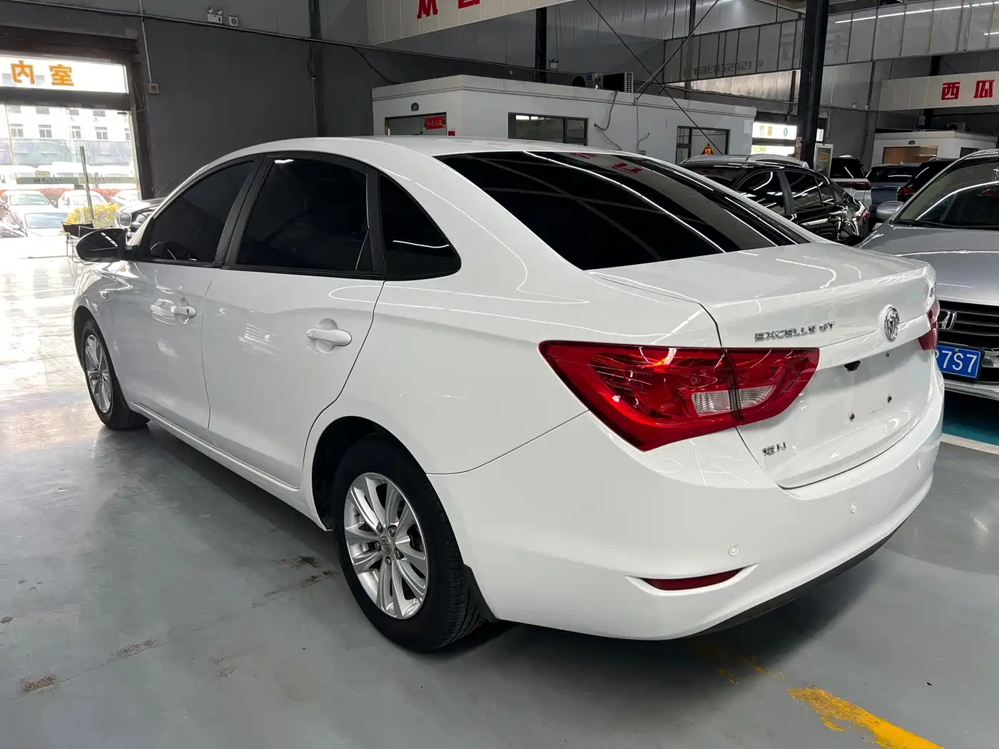 Buick Excelle 2017 15N Automatic Progressive фото 6