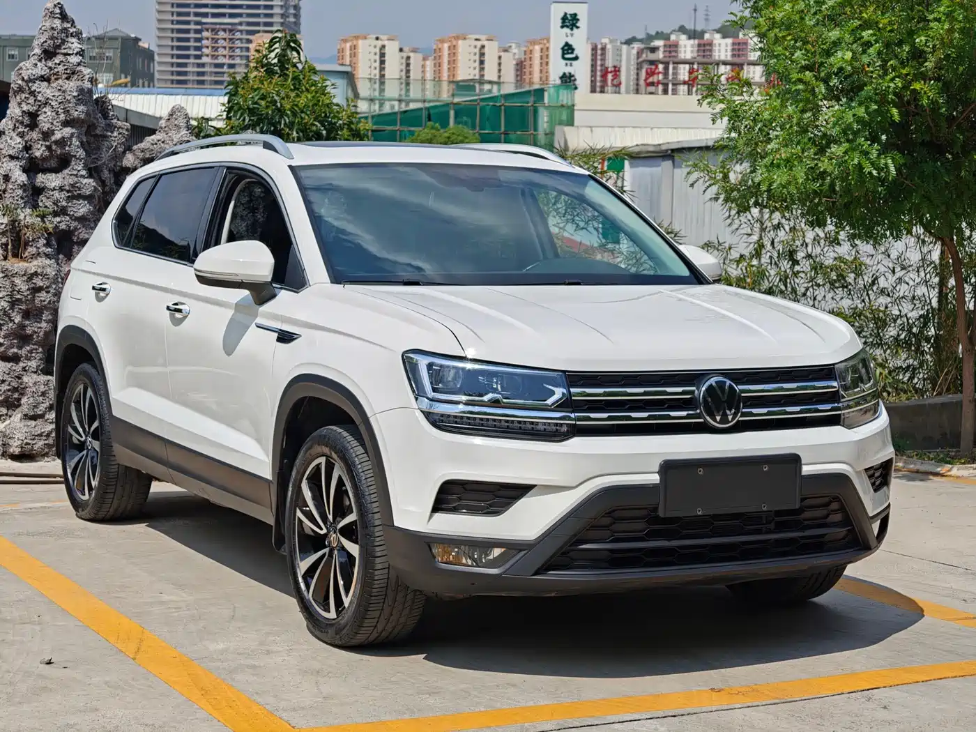 Volkswagen Tharu 2021 280TSI 2WD Luxury Plus фото 3