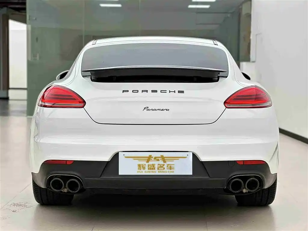 Porsche Panamera 2016 Panamera 4 Edition 3.0T фото 4
