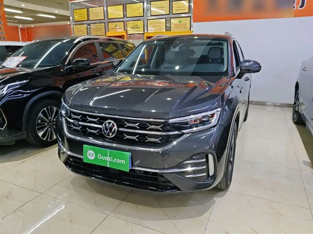 Volkswagen Tayron 2023 330TSI 2WD R-Line High-Performance Edition