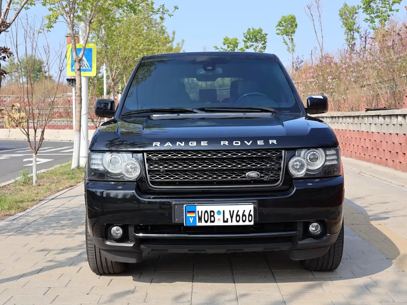Land Rover Range Rover 2012 5.0 NA V8 фото 2