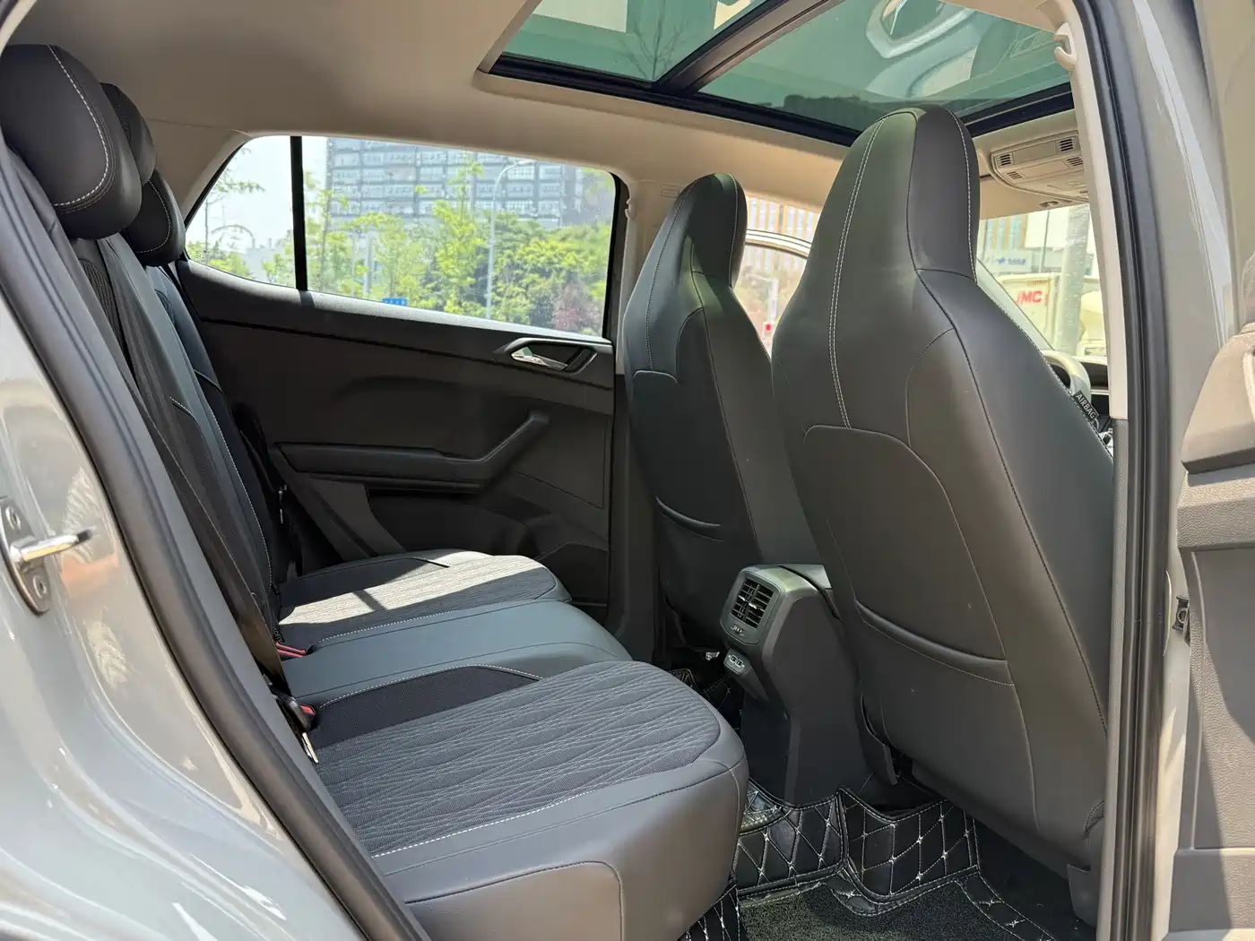 Volkswagen T-Cross 2020 280TSI DSG Comfort Edition фото 14