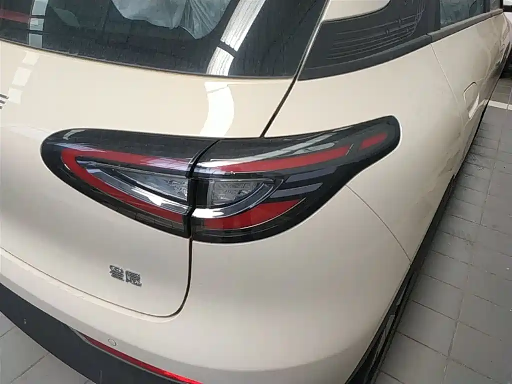 Geely Galaxy Starry Wish 2026 Edition 310km Youth Version фото 8