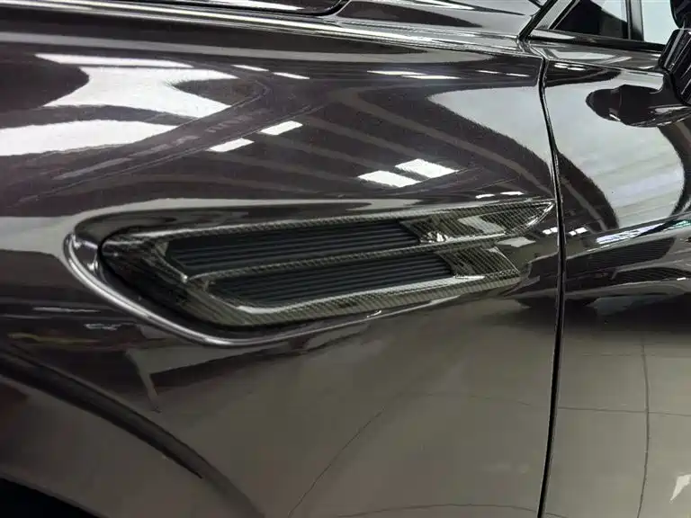 Bentley Flying Spur 2021 4.0T V8 Standard Version фото 10