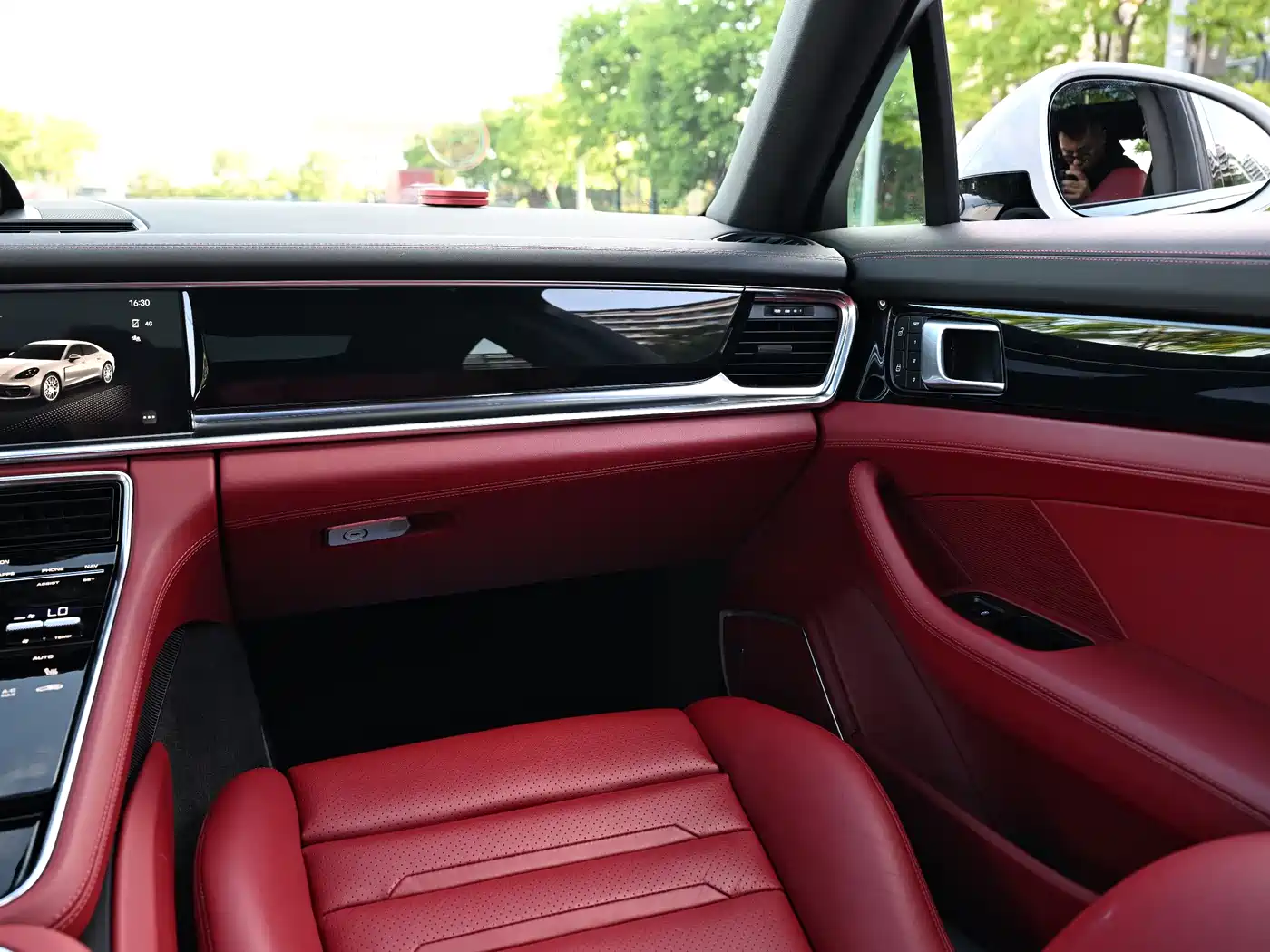 Porsche Panamera 2021 Panamera Executive Long Wheelbase 2.9T фото 12