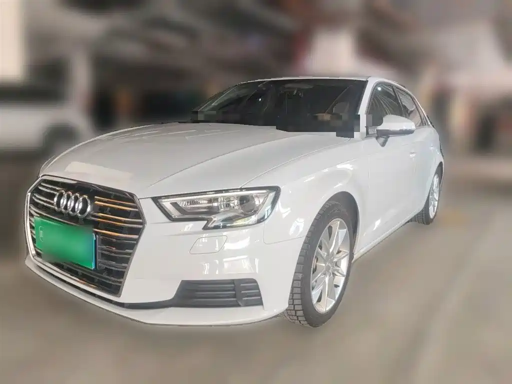 Audi A3 2017 Sportback 35 TFSI Progressive фото 2