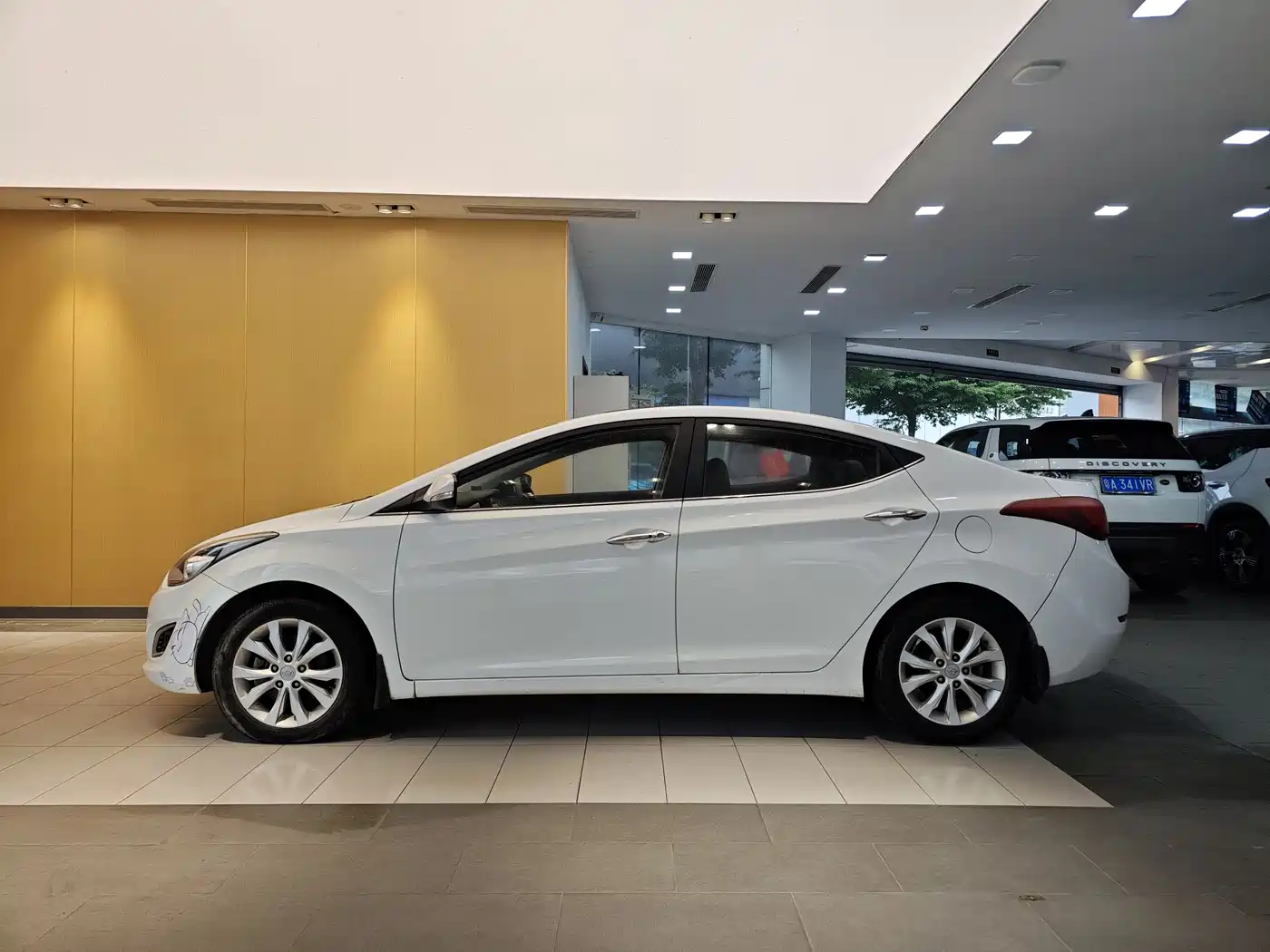 Hyundai Langdong 2016 1.6L Automatic Premium Edition фото 6