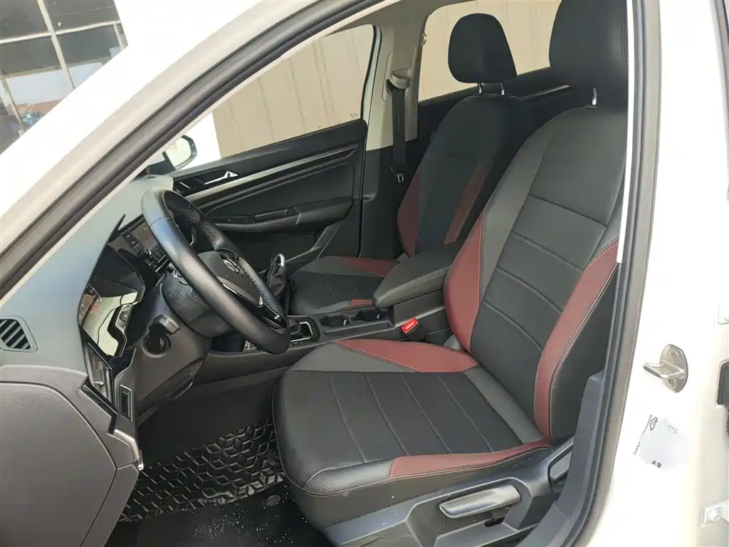 Volkswagen Bora 2020 1.5L Automatic Comfort фото 15