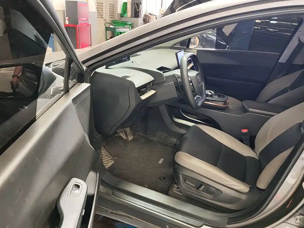 Toyota bZ3 2023 616km Long Range PRO фото 16