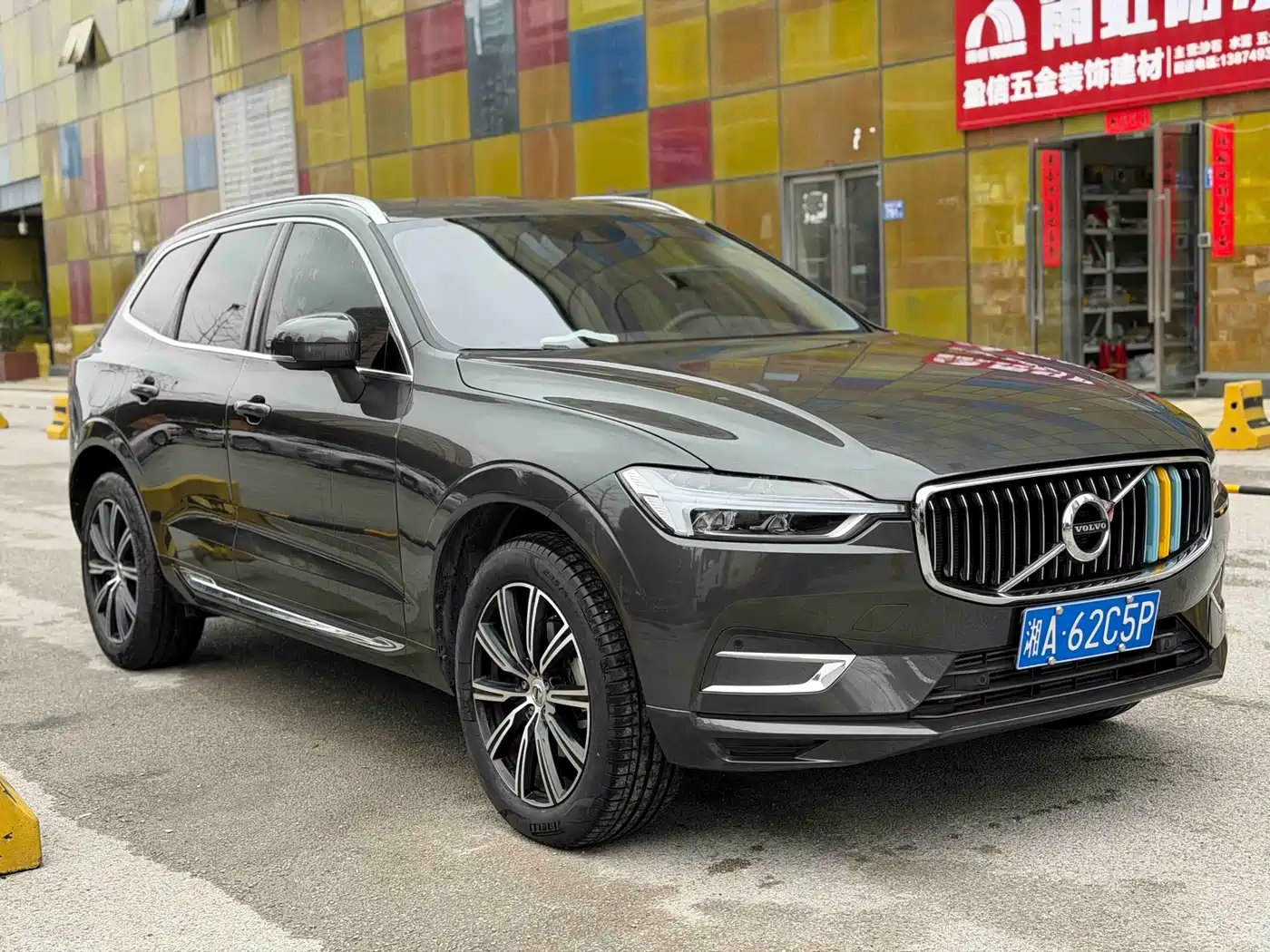 VOLVO XC60