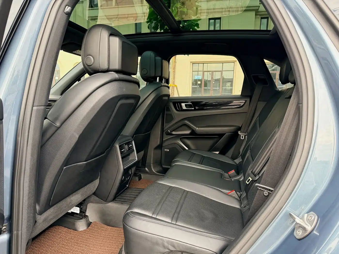 Porsche Cayenne New Energy 2019 Cayenne E-Hybrid 2.0T фото 9