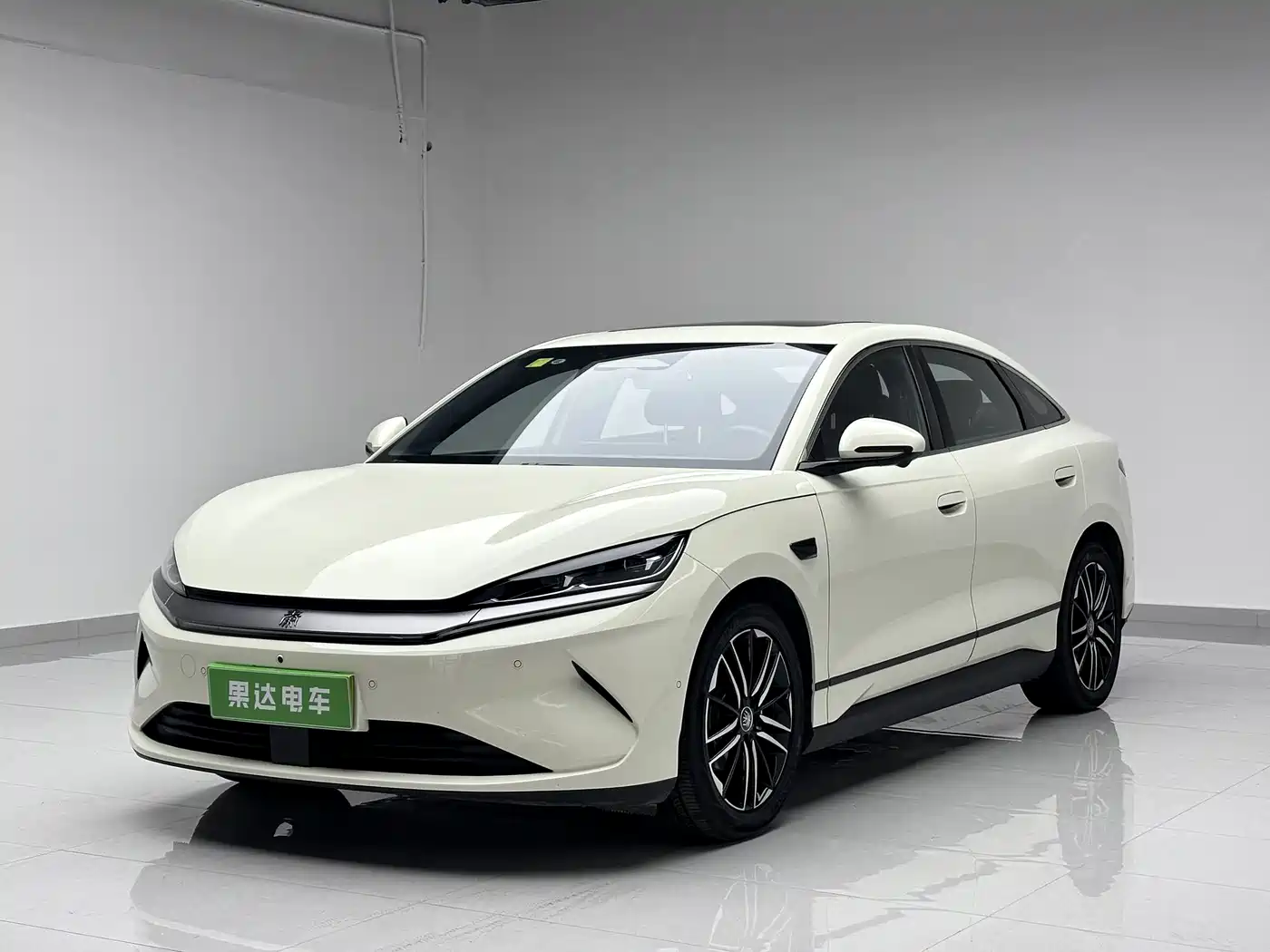 BYD Qin L 2025 Model EV 545KM Excellence Edition