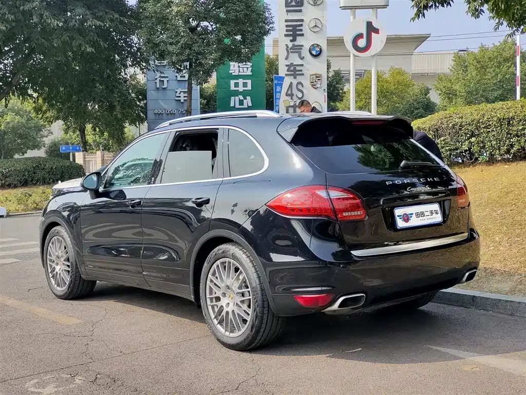 Porsche Cayenne 2011 Cayenne S 4.8L фото 4