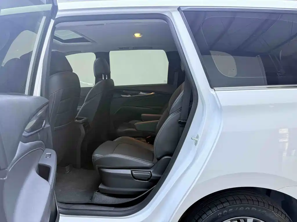 SAIC Maxus Maxus G50 2024 2023 Model PLUS 1.5T Happiness Recommended Auto Launch Edition