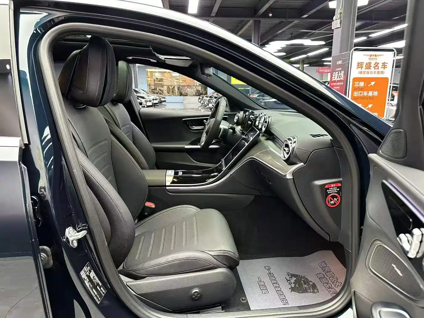 Mercedes-Benz C-Class 2023 Facelift C 260 L Sport Edition фото 6