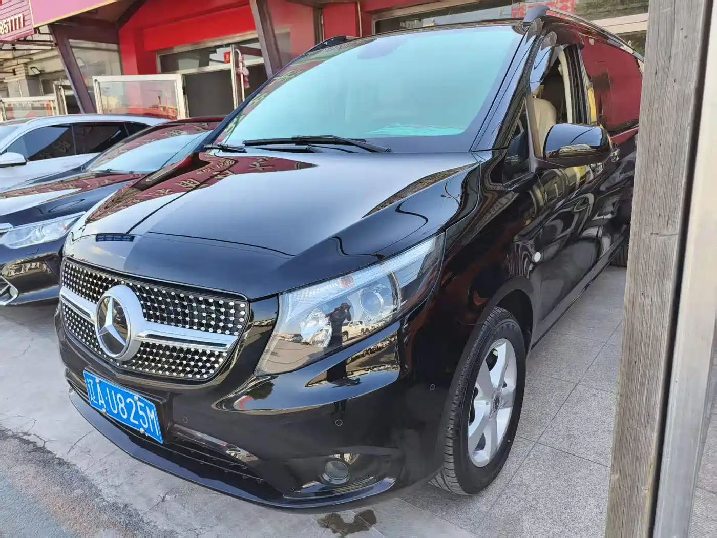 Mercedes-Benz Vito 2020 2.0T Business Edition (7-seater)