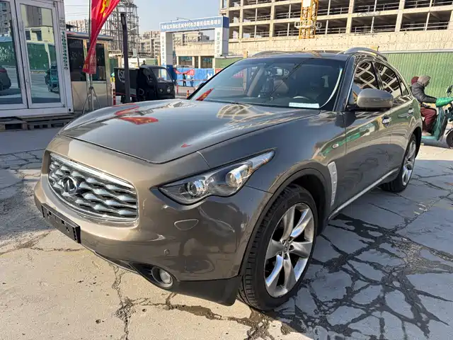  Infiniti Infiniti FX 2010 FX35 Premium
