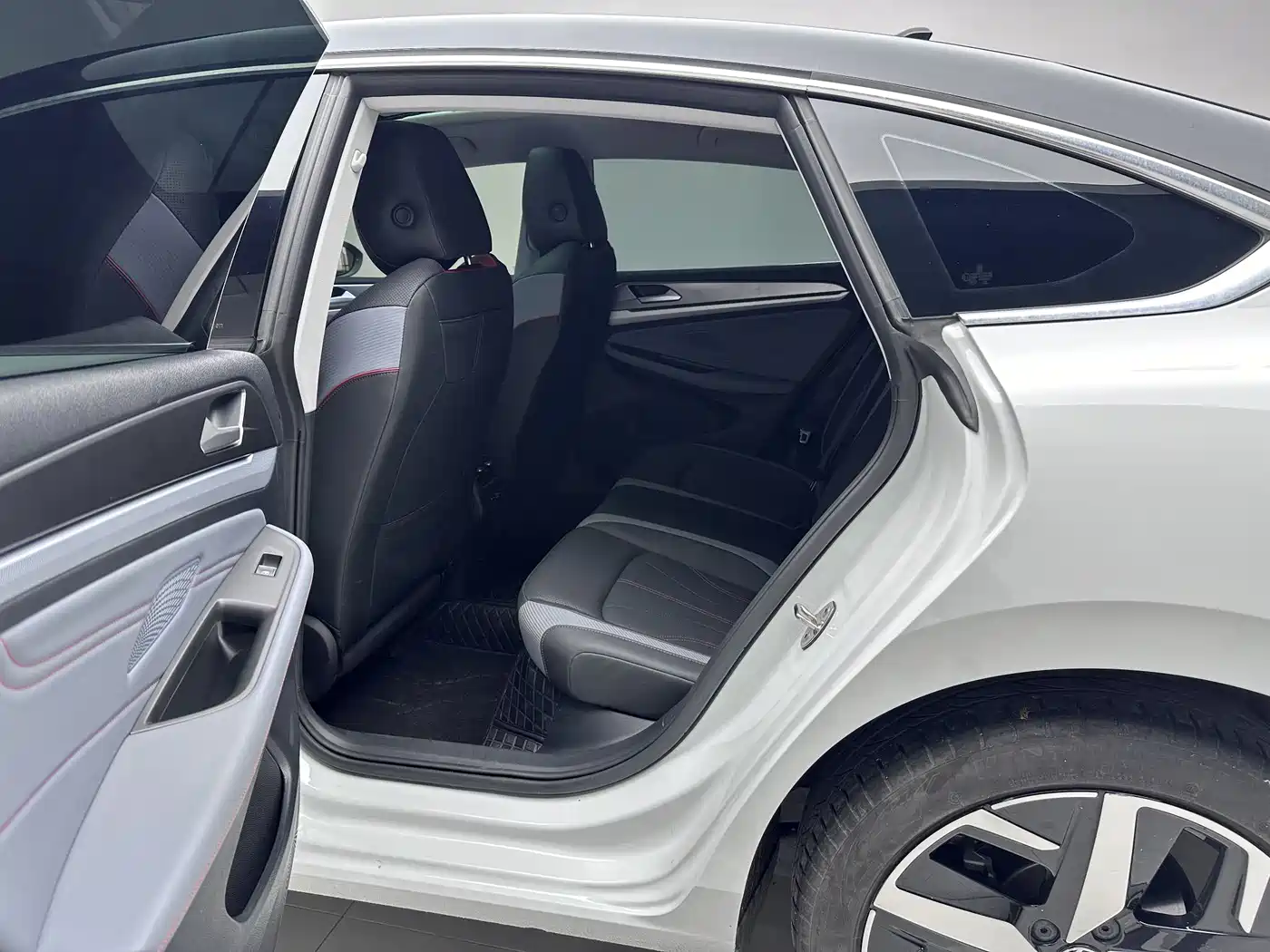 Volkswagen Lamando 2025 Lamando L 280TSI DSG Cool Edition фото 15
