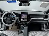 Фото 13 - Volvo XC60
