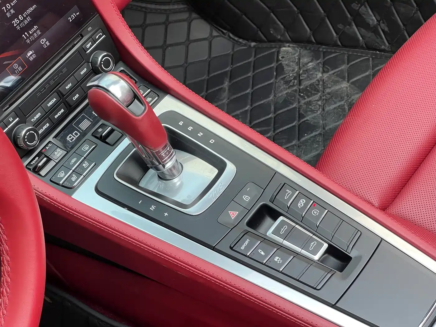 Porsche 718 2023 Boxster Style Edition 2.0T фото 7