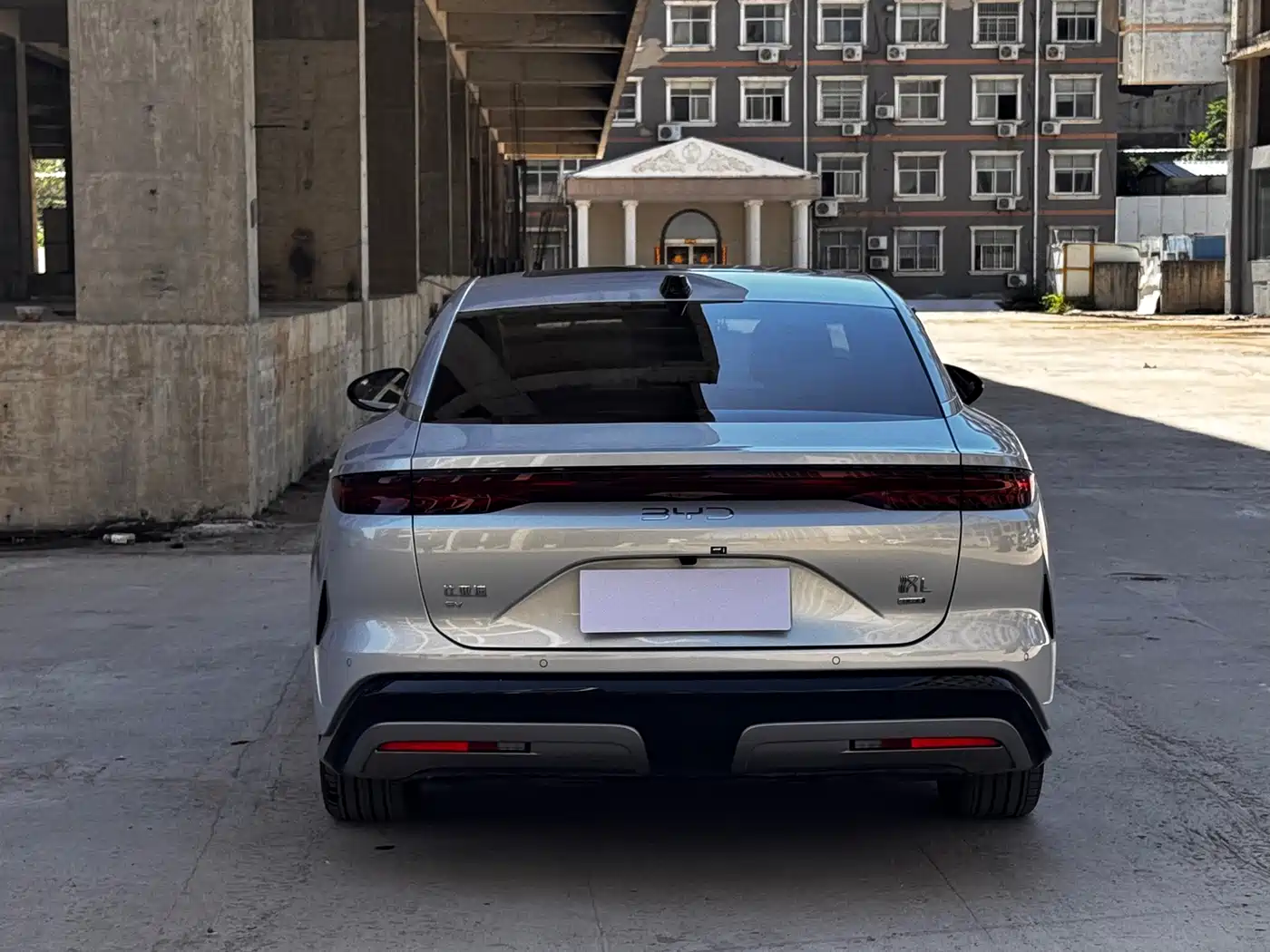 BYD Han L 2025 EV 701KM LiDAR Premium фото 8