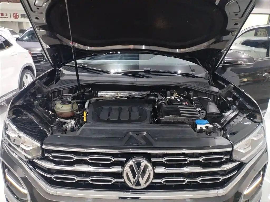 Volkswagen Tayron 2021 330TSI 2WD Luxury Smart Connect Edition фото 20
