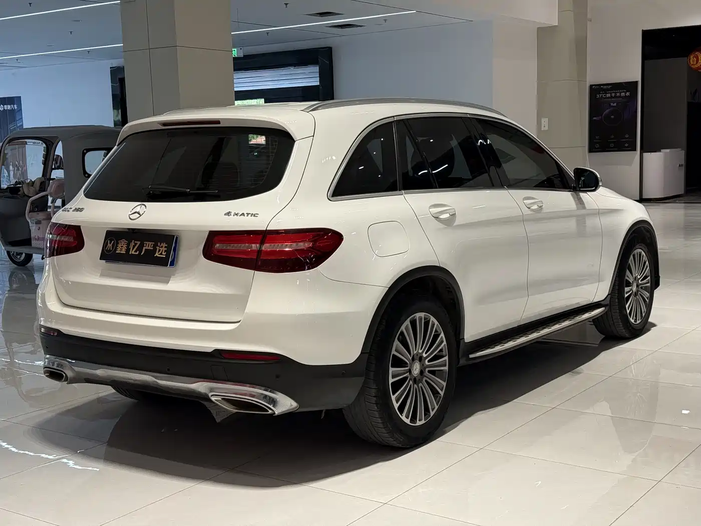 Mercedes-Benz GLC 2016 GLC 200 4MATIC фото 9