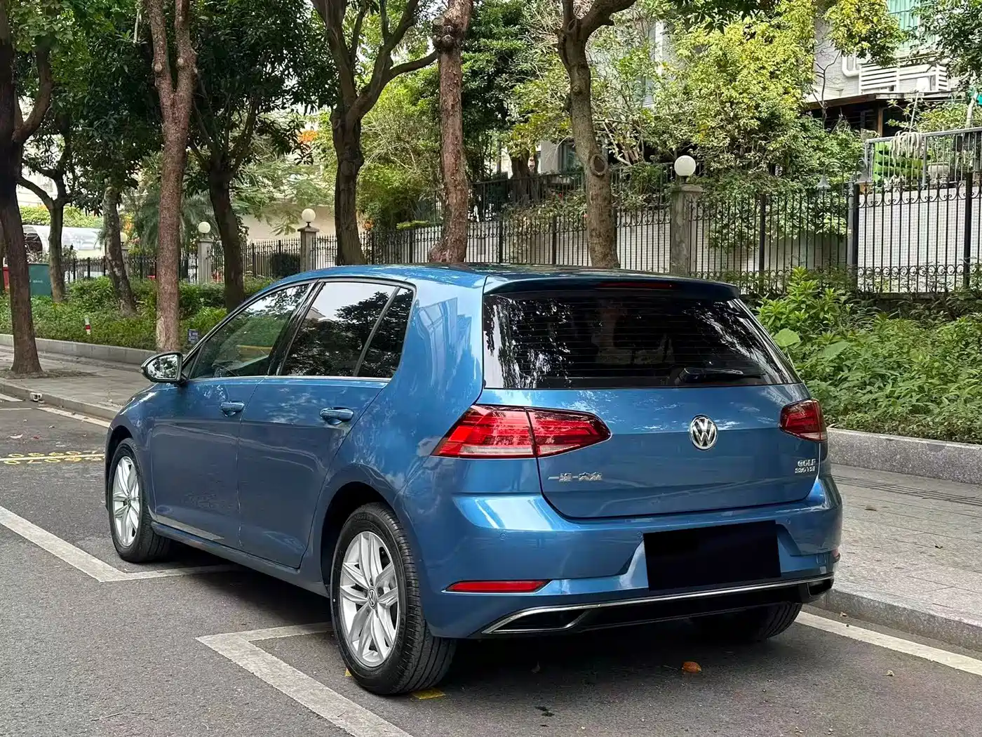 Volkswagen Golf 2018 230TSI Automatic Comfort фото 14