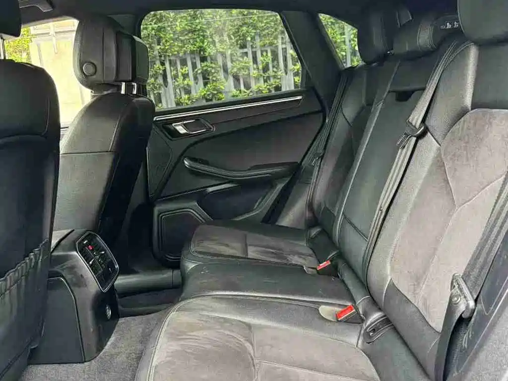 Porsche Macan 2017 Macan 2.0T фото 10