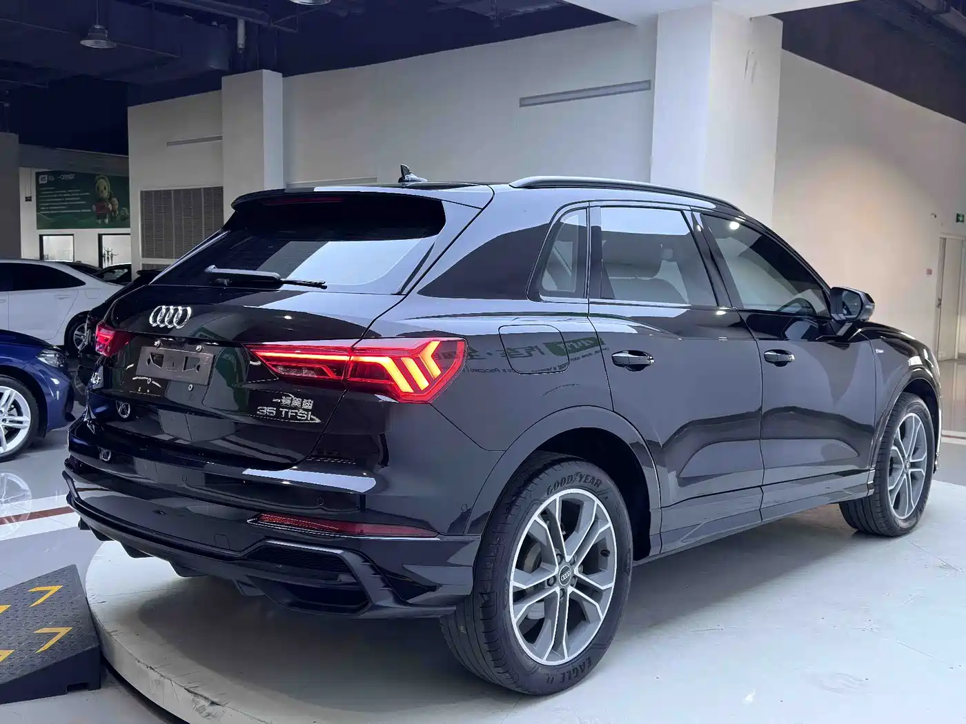 Audi Q3 2023 35 TFSI Fashion Dynamic (1.4T) фото 5