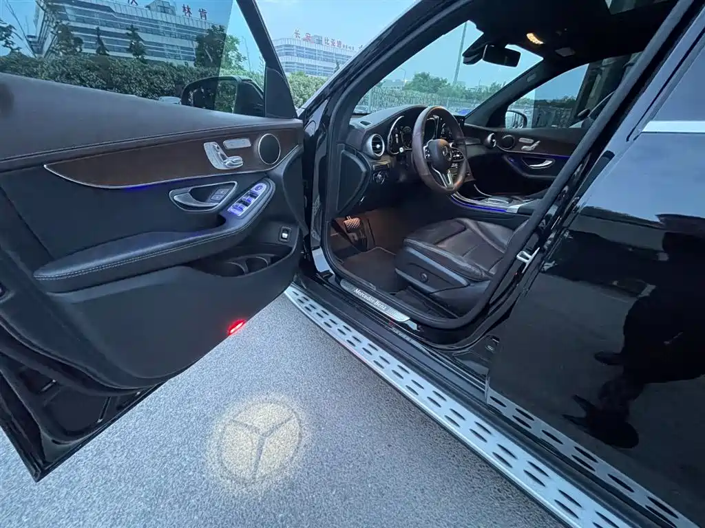 Mercedes-Benz GLC 2022 GLC 300 L 4MATIC Dynamic Collector's Edition фото 12