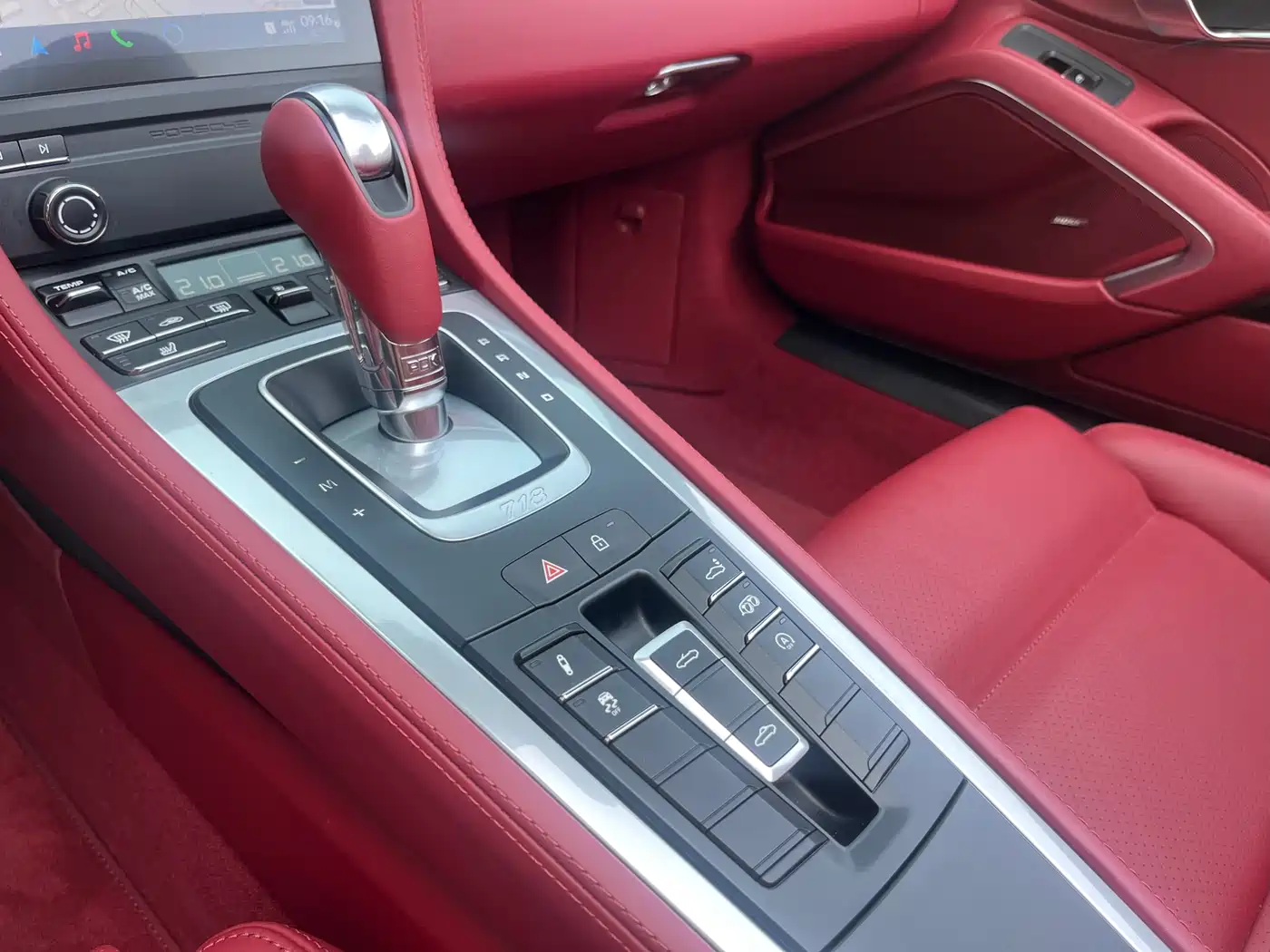 Porsche 718 2023 Boxster Style Edition 2.0T фото 8