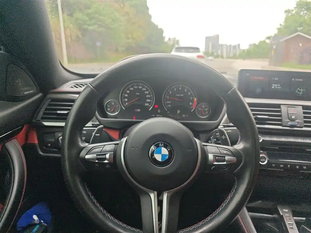 BMW M4 2019 M4 Coupe Shadow Edition фото 3