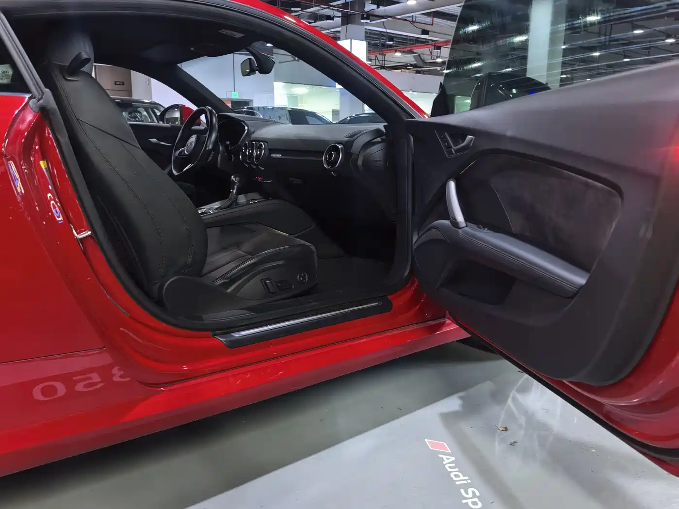 Audi TT 2015 TT Coupe 45 TFSI фото 13