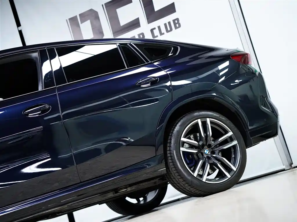 BMW X6 M 2022 X6 M фото 25
