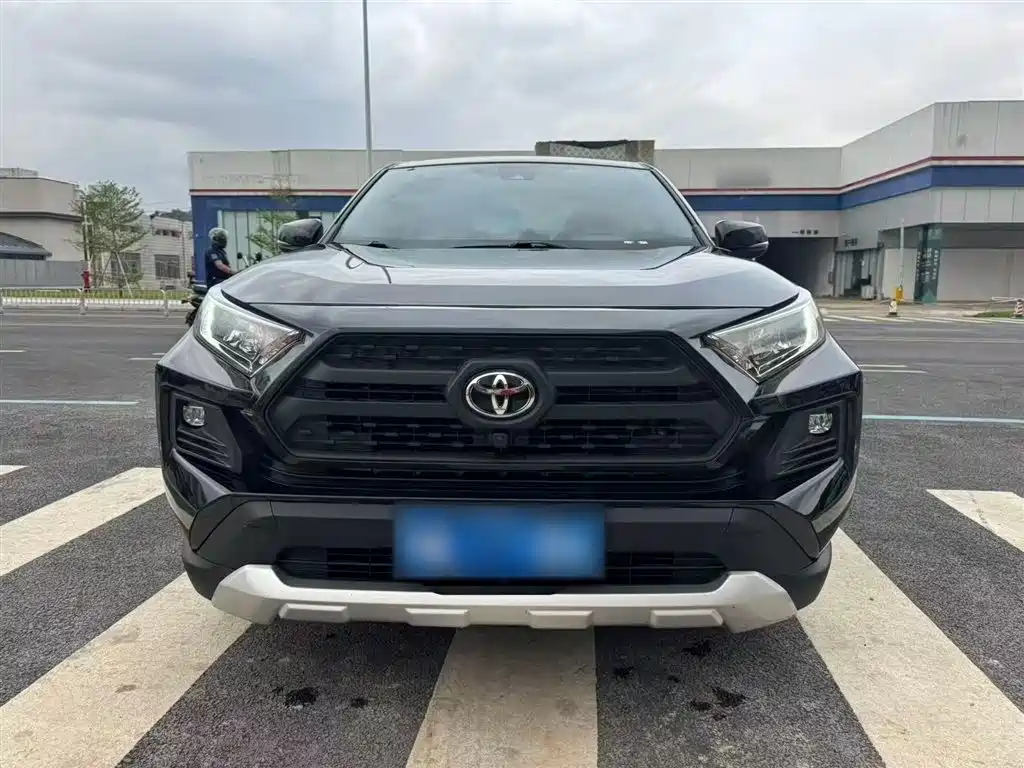 Toyota RAV4 Rongfang 2023 2.0L CVT 4WD Adventure Edition фото 12