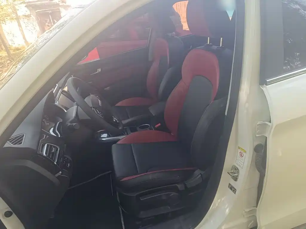 Haval H2 2018 2018 Creation Edition Blue Label 1.5T Manual 2WD Style