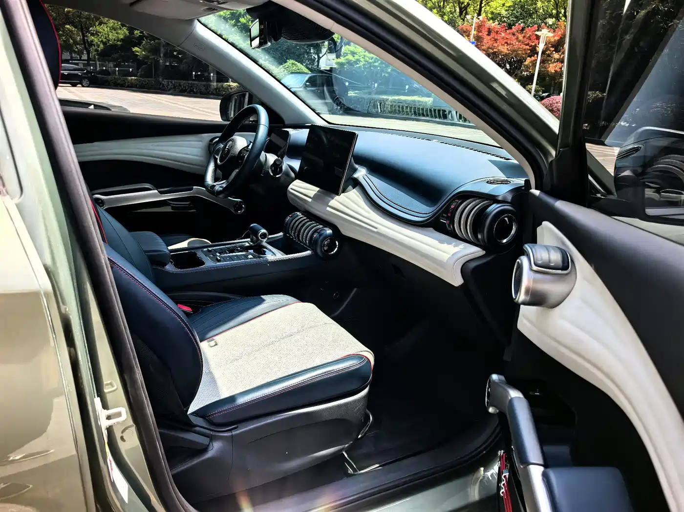 BYD Yuan PLUS 2022 430KM Premium фото 7
