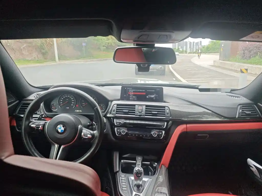 BMW M4 2019 M4 Coupe Shadow Edition фото 13