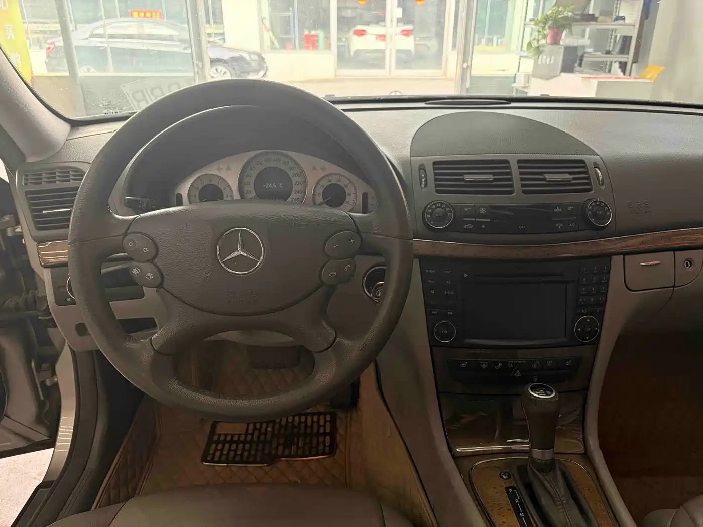 Mercedes-Benz E-Class 2008 E 230 Fashion фото 10