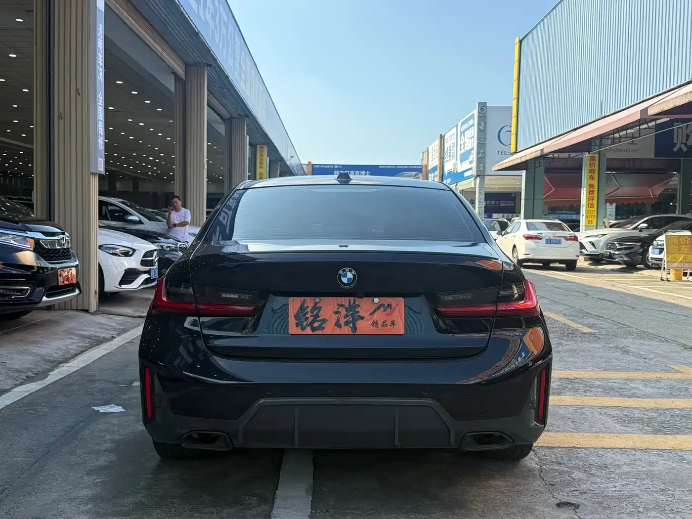 BMW 3 Series 2023 325Li M Sport Black Night Package фото 6