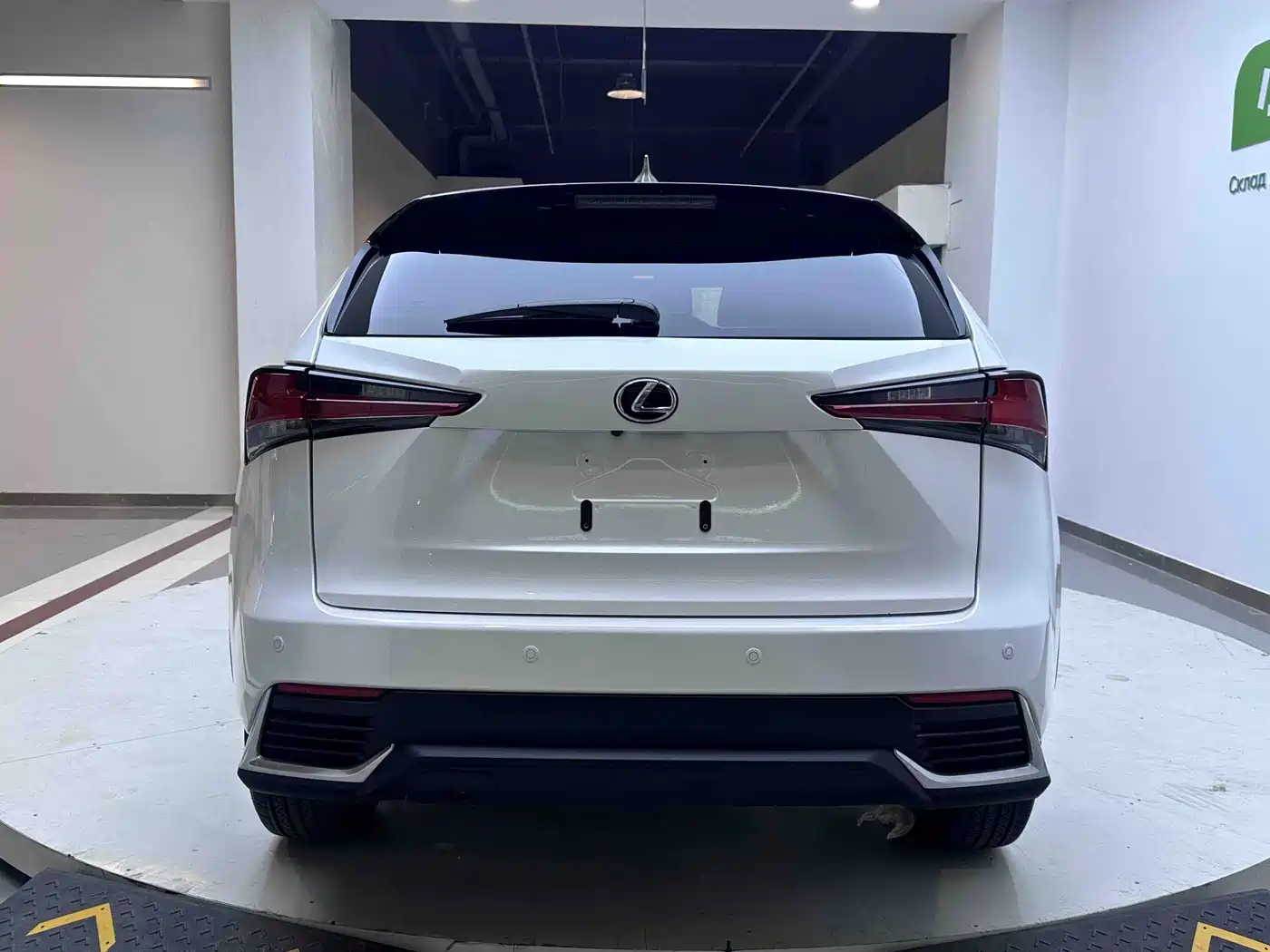 Lexus NX 2020 200 FWD Sharp Edition China VI фото 4