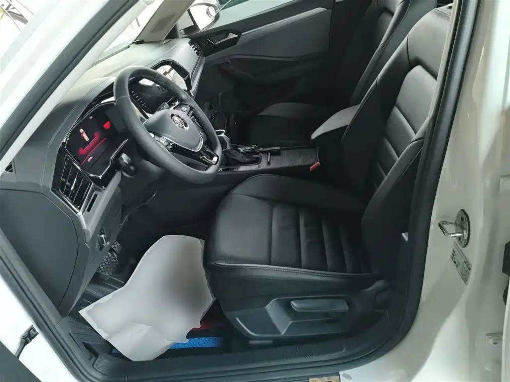Volkswagen Sagitar 2022 280TSI DSG Soaring Edition фото 15