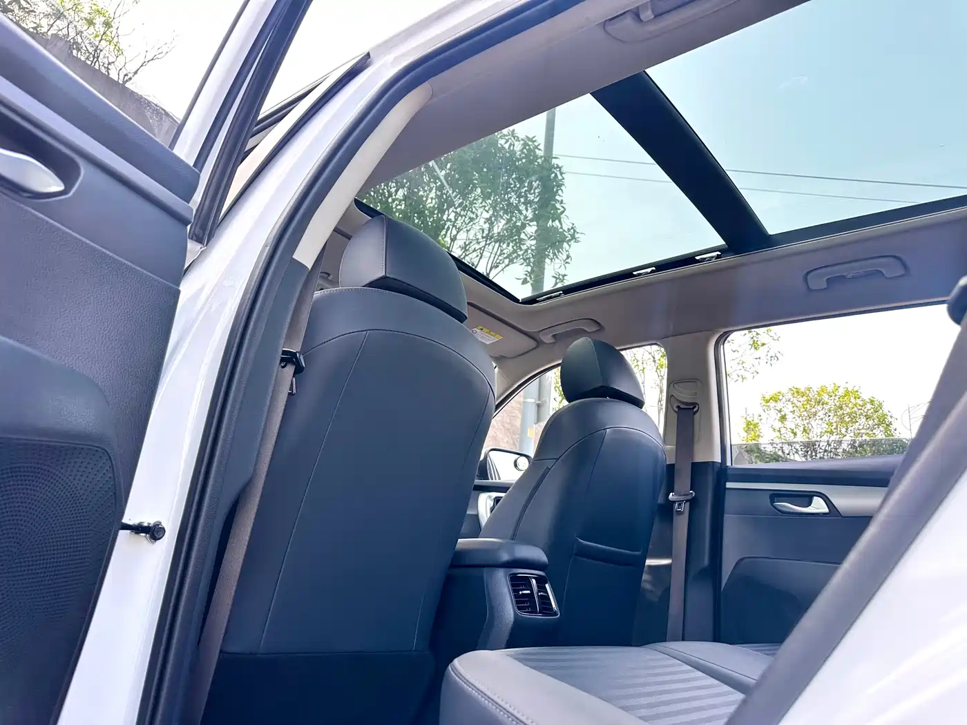 Kia Sportage 2019 2.0L Automatic Smart Luxury Edition фото 31