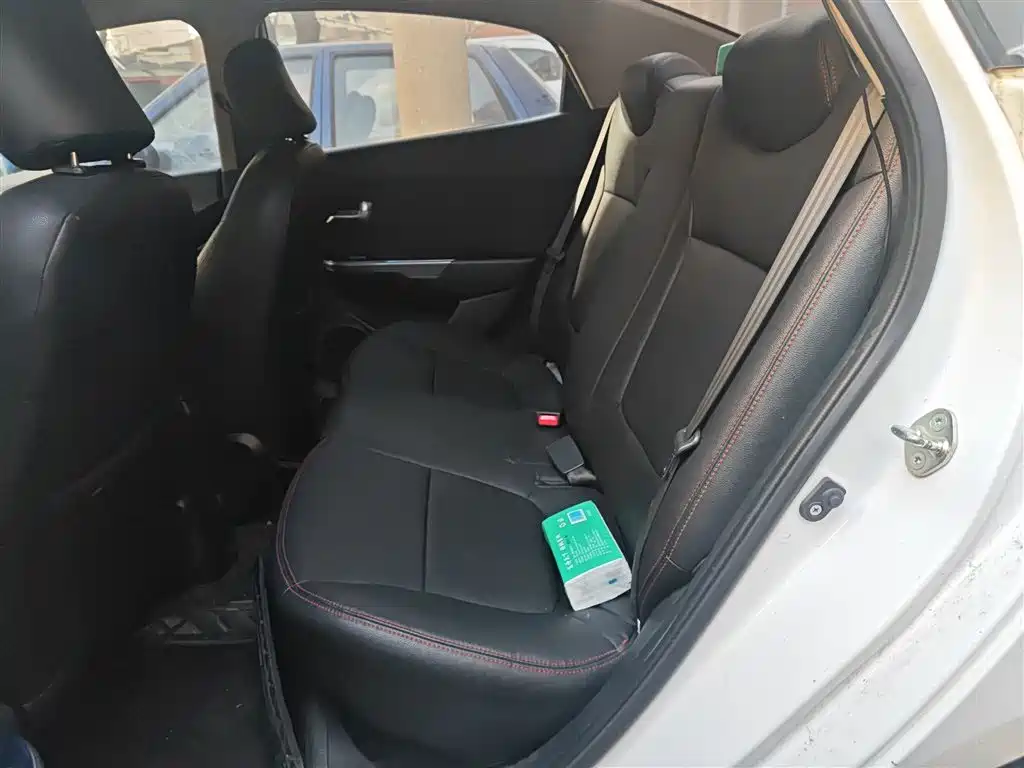 Kia K2 2015 Sedan 1.4L MT GLS фото 15