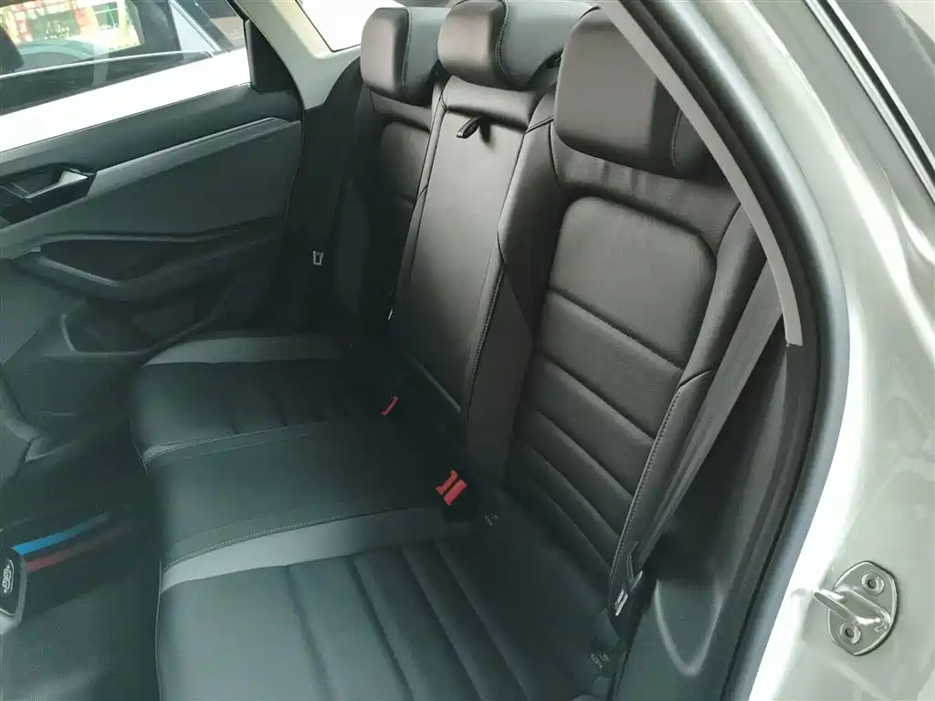 Volkswagen Sagitar 2022 280TSI DSG Soaring Edition фото 17