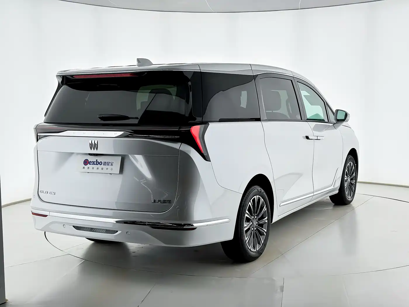 Buick GL8 2025 Land Honor Premium Edition фото 3