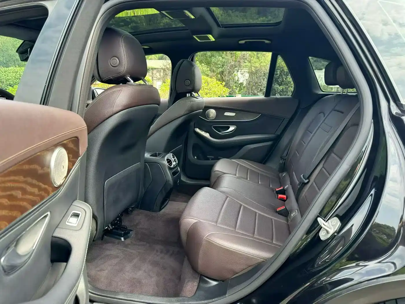 Mercedes-Benz GLC 2020 Facelift GLC 260 L 4MATIC Luxury фото 3