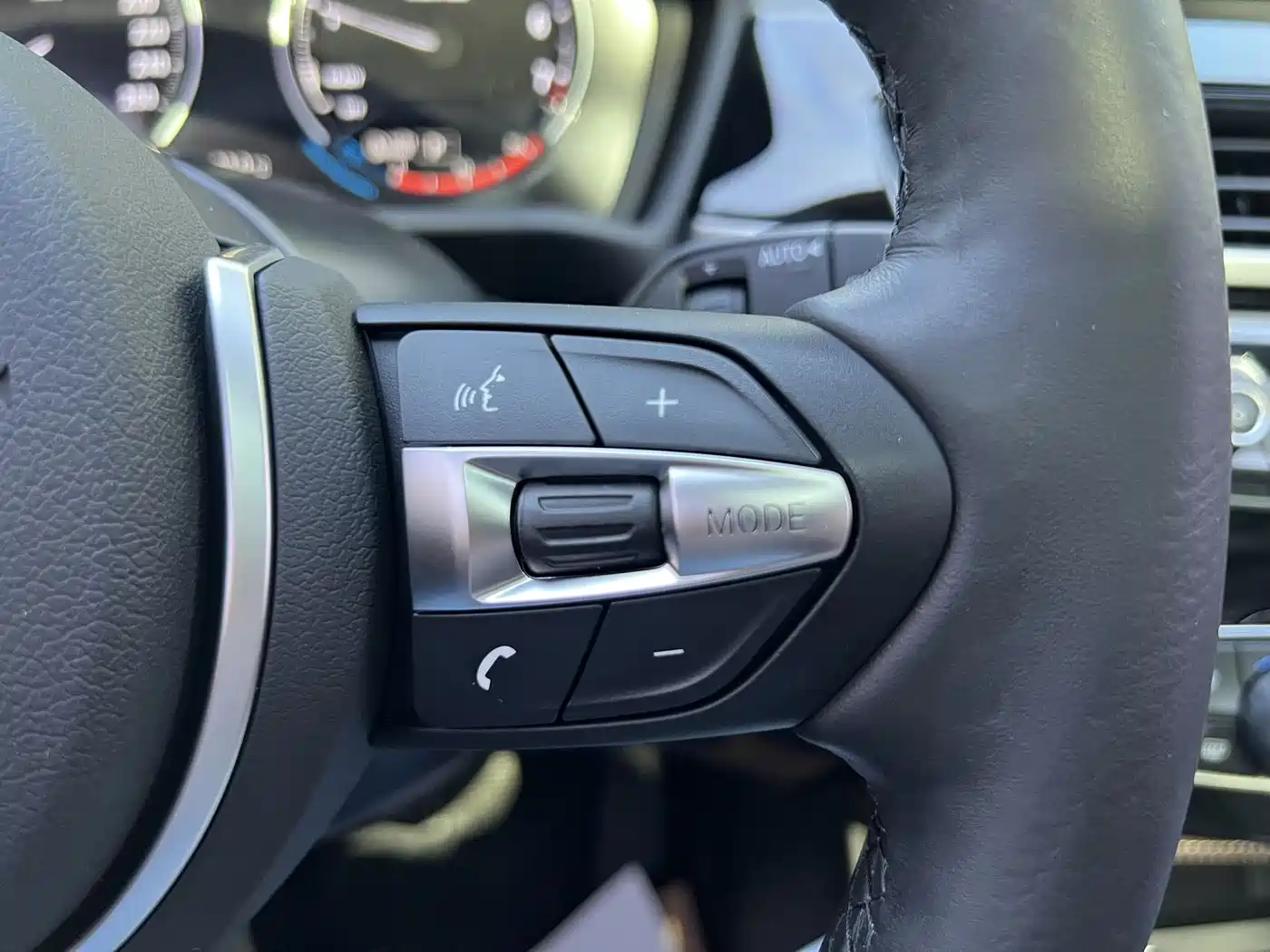 BMW X1 2022 sDrive20Li Premium фото 21